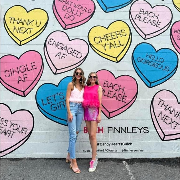 BuddyLove - Picture 5 of 7